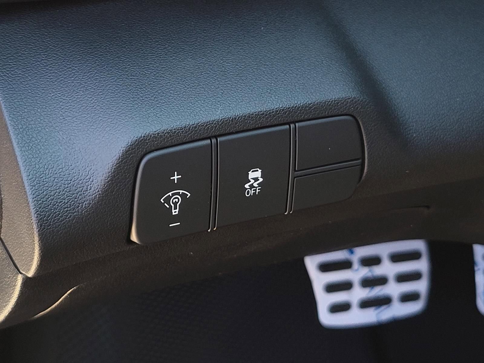 New 2026 Hyundai Elantra SEL Sport image 14