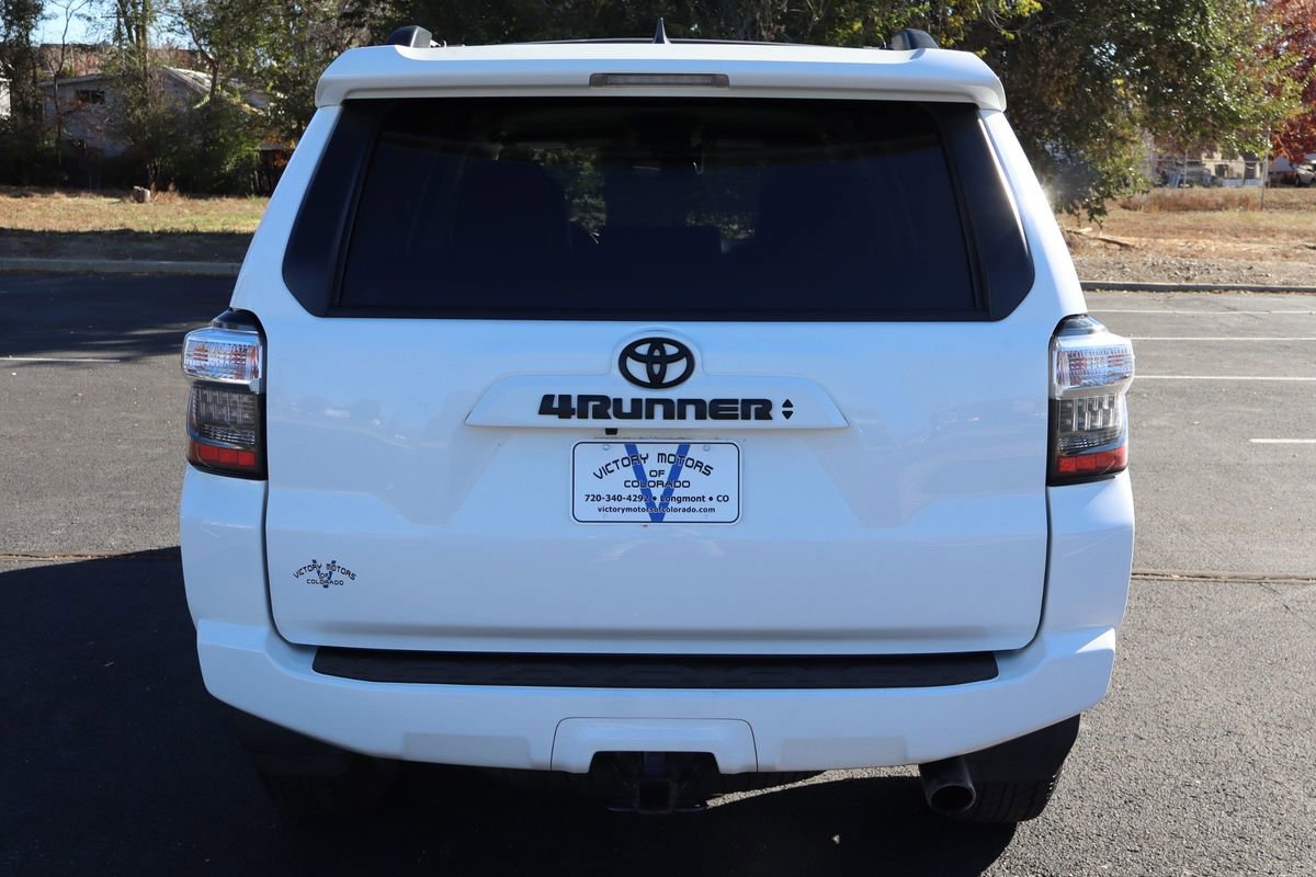 Used 2022 Toyota 4Runner SR5 Premium image 6