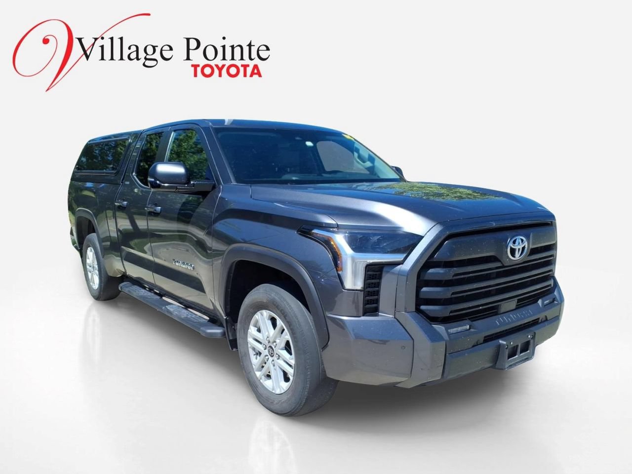 Used 2024 Toyota Tundra SR5 w/ SR5 Premium Package AWD/4WD image 4