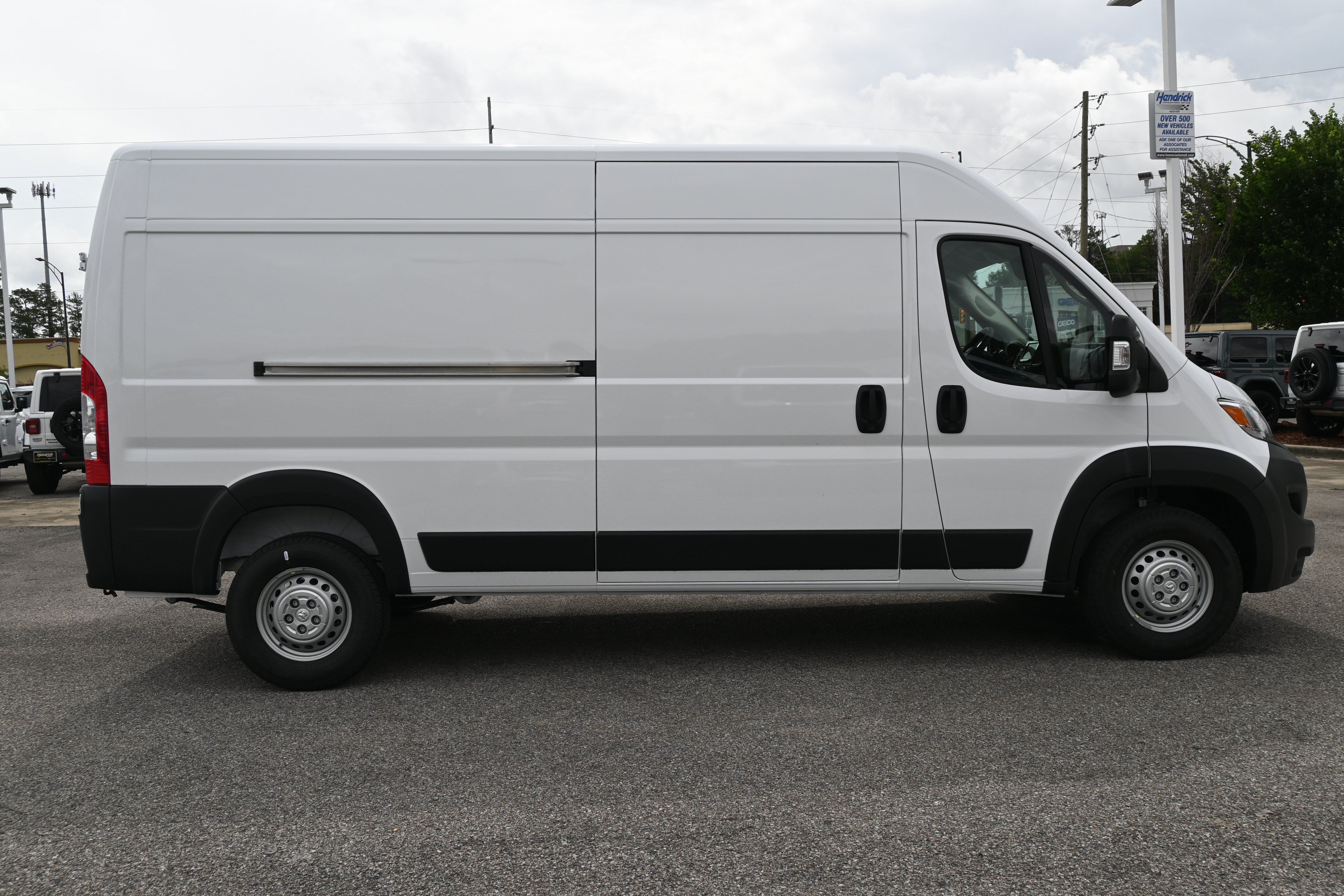 New 2026 RAM ProMaster 2500 w/ Convenience Group FWD image 11