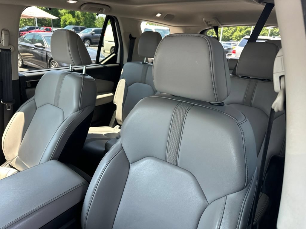 Certified 2025 Honda Pilot Touring image 25