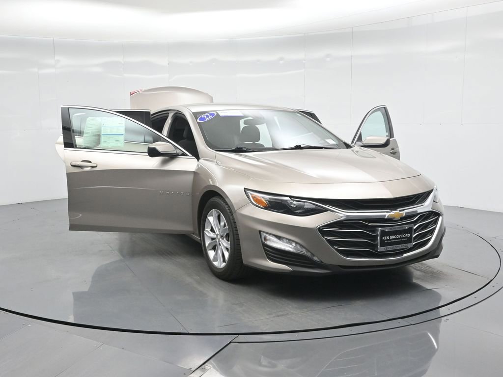 Used 2022 Chevrolet Malibu LT image 30