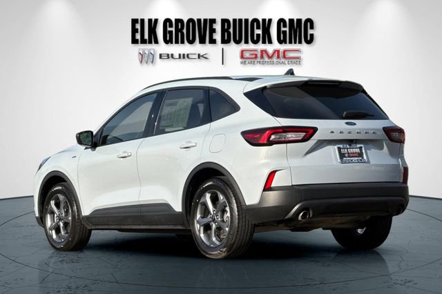 Used 2025 Ford Escape ST-Line FWD image 6