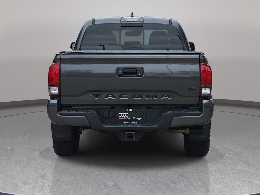 Used 2019 Toyota Tacoma TRD Off-Road w/ Technology Package AWD/4WD image 7