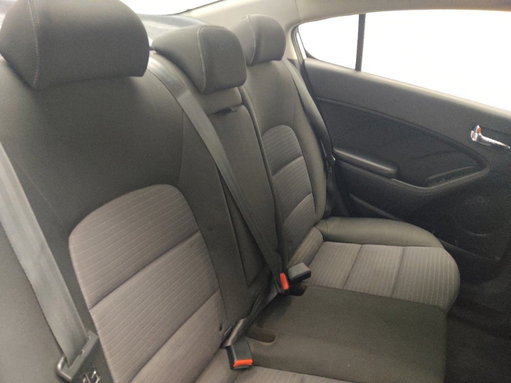 Used 2016 Kia Forte LX w/ LX Popular Package image 19
