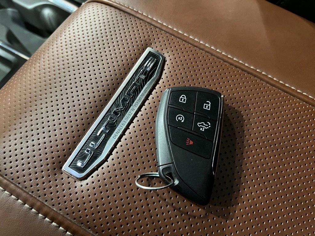 Used 2024 GMC Sierra 3500 Denali Ultimate image 48