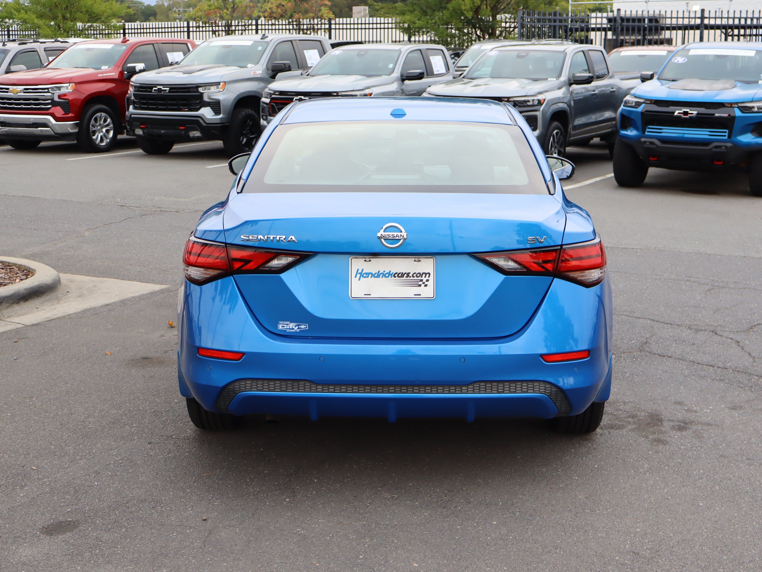 Used 2020 Nissan Sentra SV FWD image 9