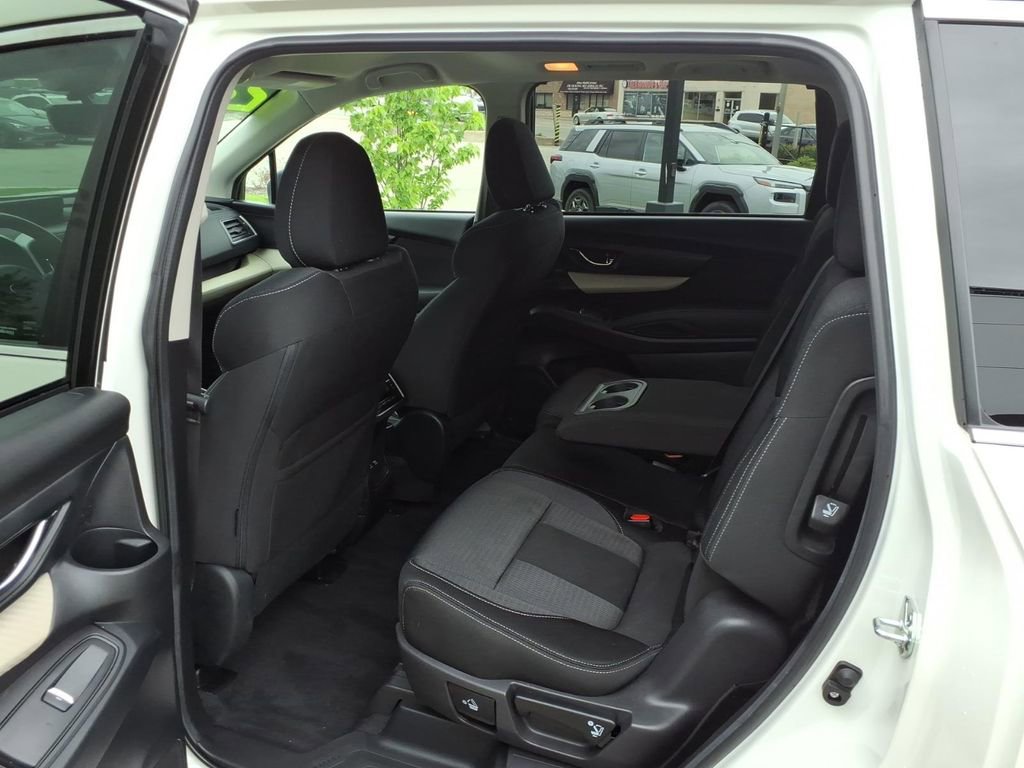 Used 2022 Subaru Ascent Premium w/ Convenience Package AWD/4WD image 27