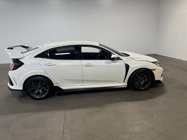 Used 2019 Honda Civic Type R image 2