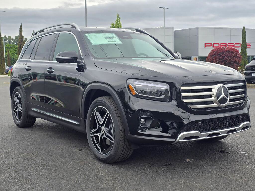 New 2026 Mercedes-Benz GLB 250 4MATIC image 8