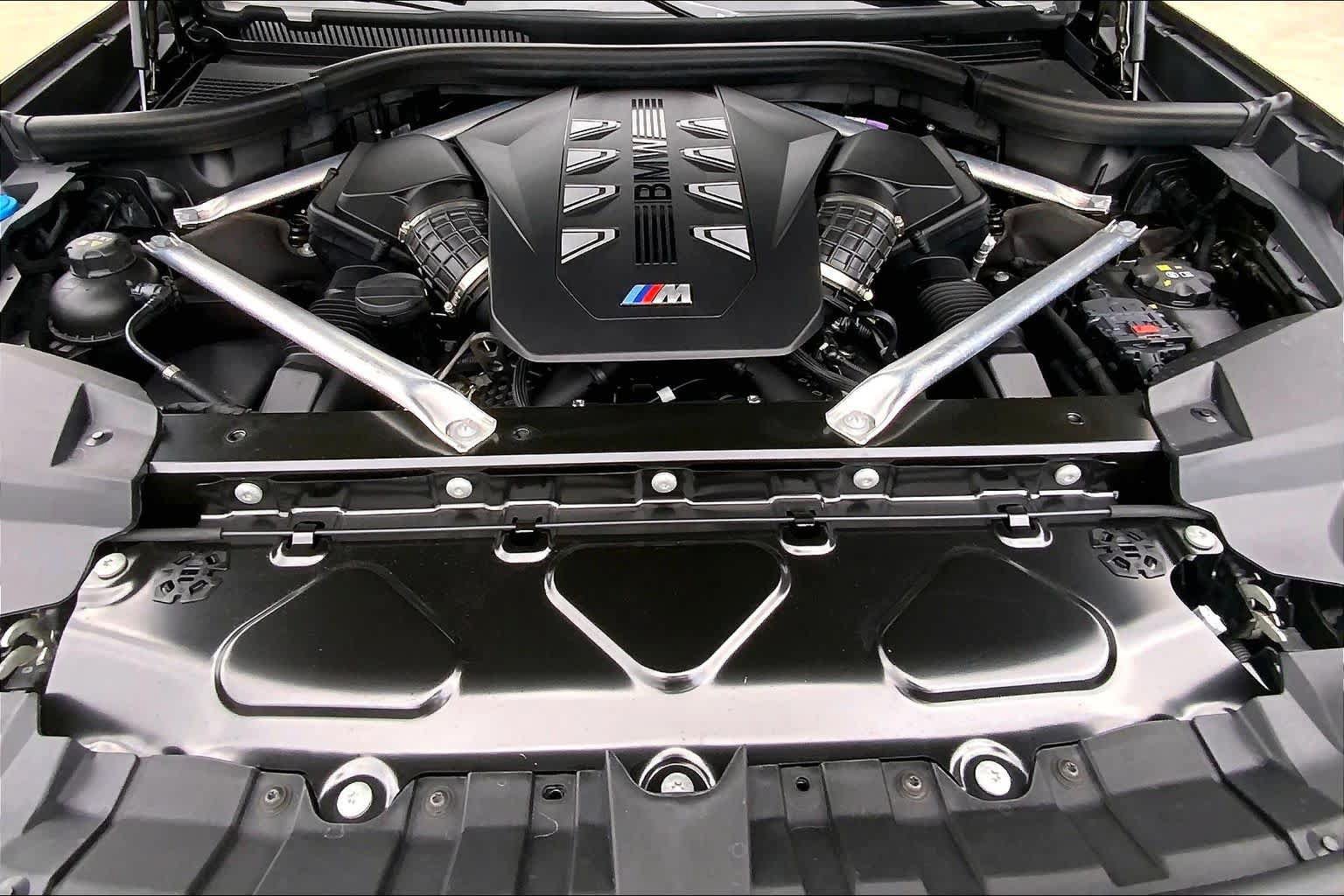 Used 2025 BMW X7 M60i AWD/4WD image 49