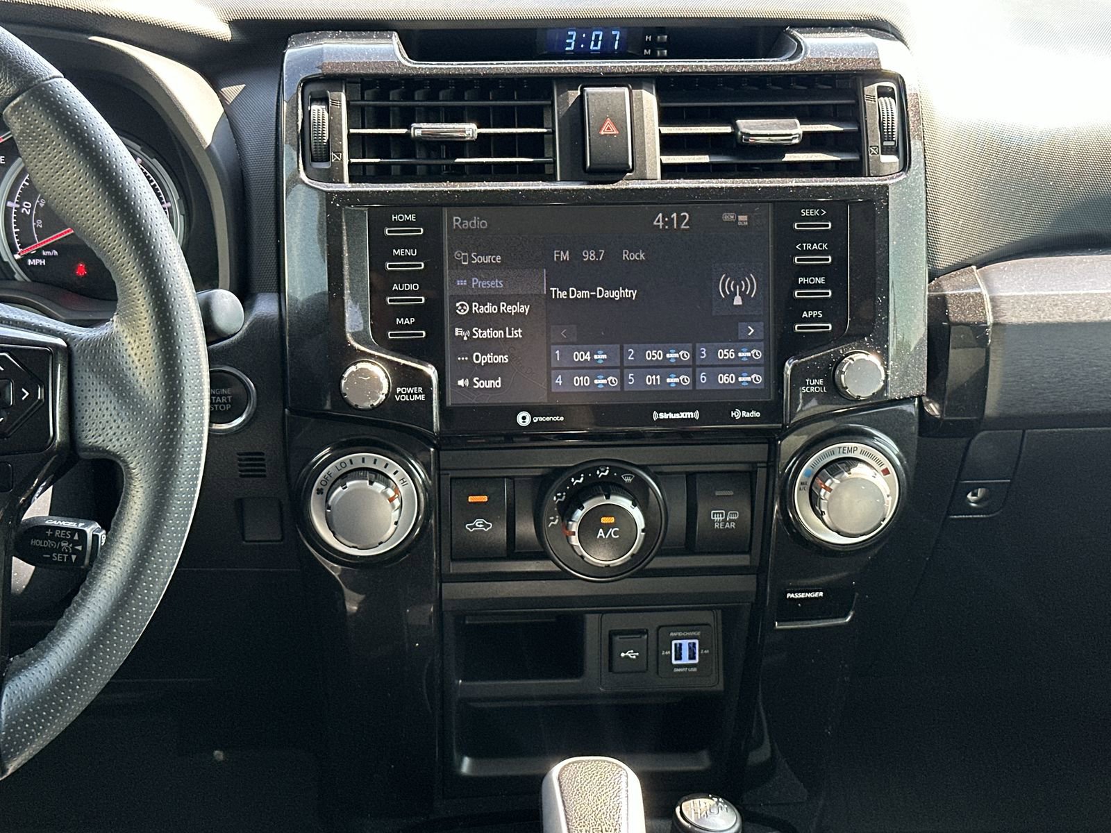 Used 2021 Toyota 4Runner TRD Off-Road Premium w/ Moonroof Package AWD/4WD image 25