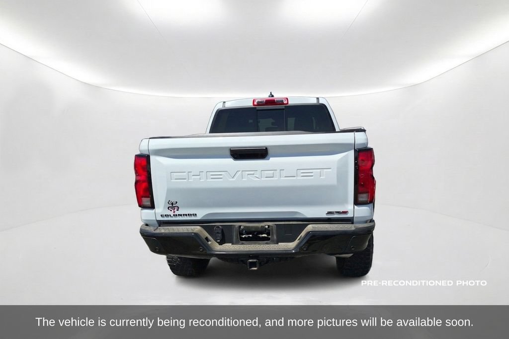 Used 2024 Chevrolet Colorado ZR2 w/ Technology Package AWD/4WD image 7