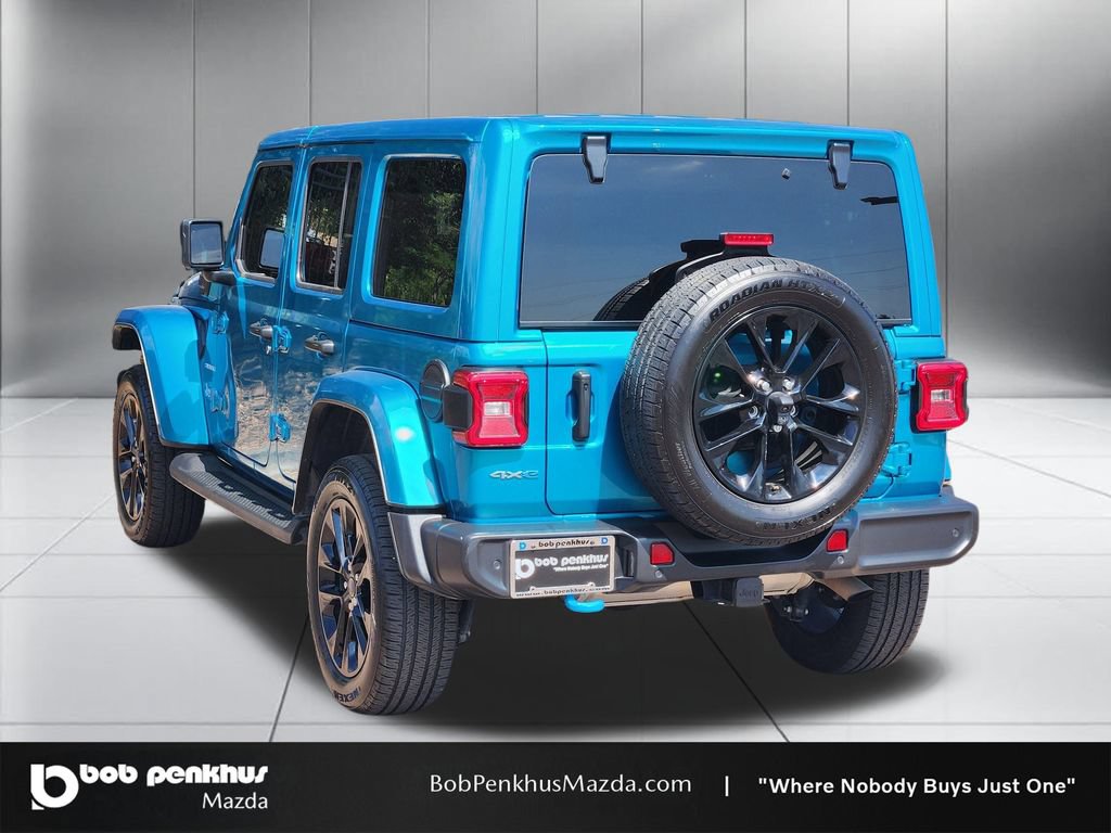 Used 2024 Jeep Wrangler Unlimited Sahara w/ Technology Group AWD/4WD image 27