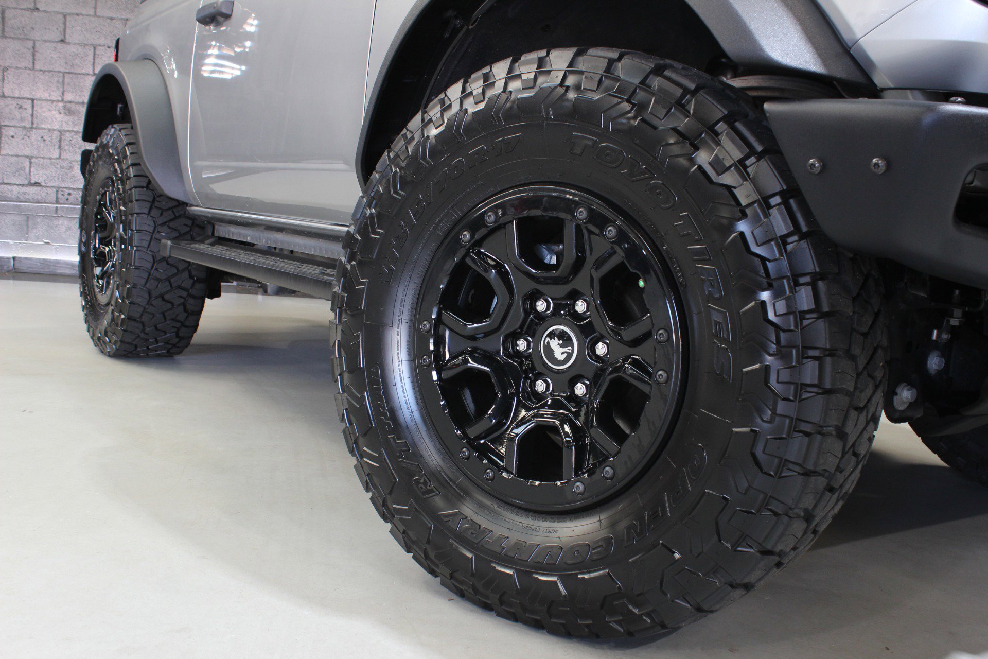 Used 2022 Ford Bronco Wildtrak image 8