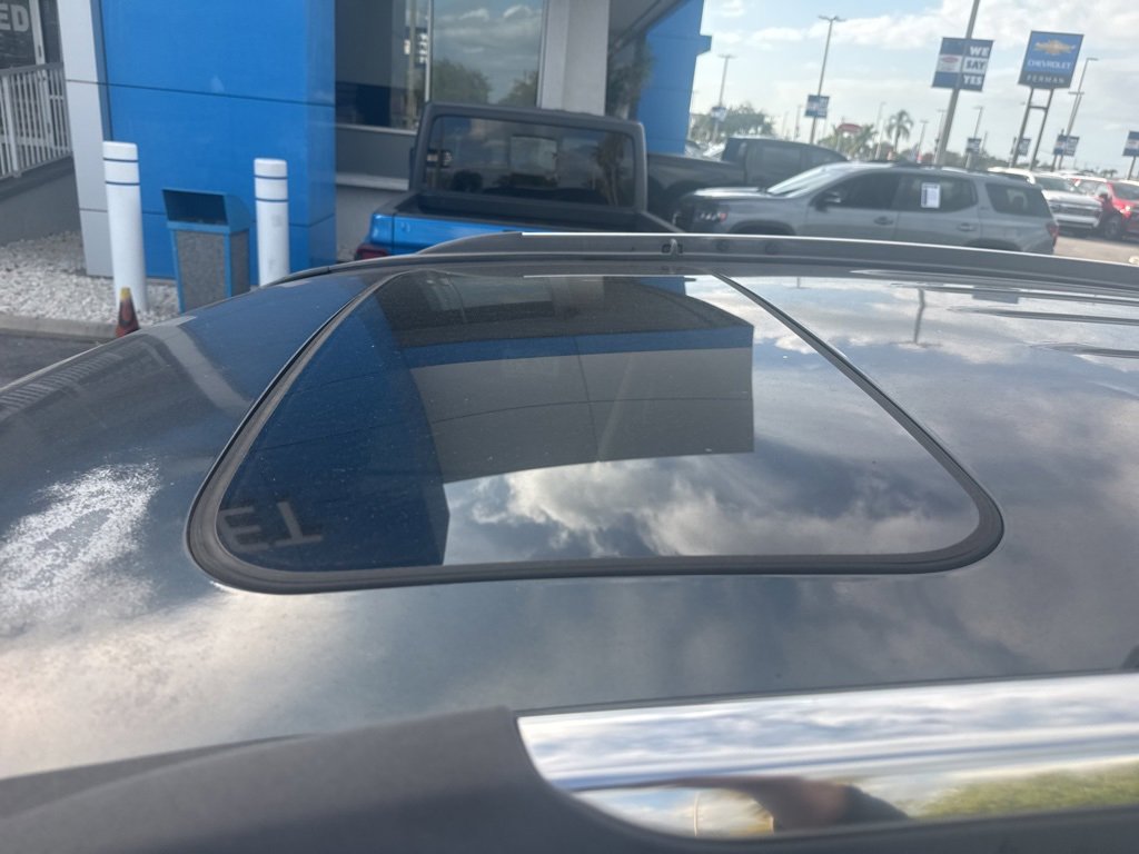 Used 2015 Jeep Compass High Altitude image 17