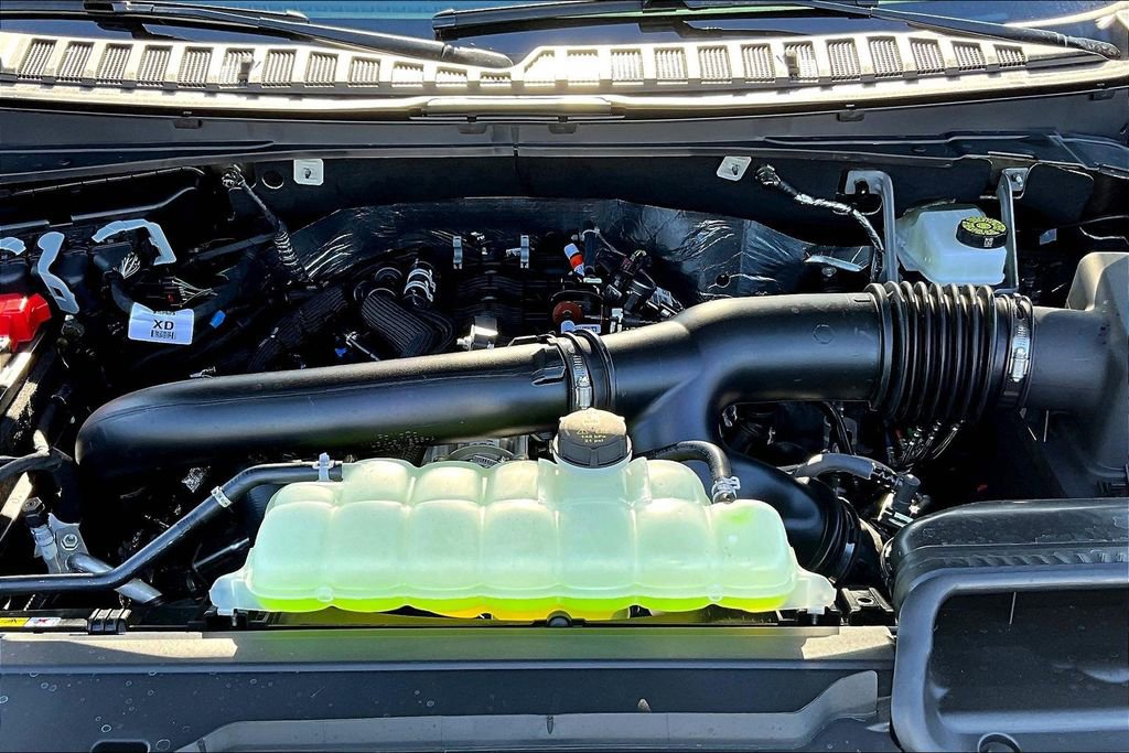 New 2026 Lincoln Navigator Reserve w/ Jet Appearance Package image 11