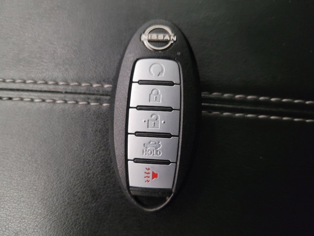 Used 2025 Nissan Altima 2.5 SV FWD image 32