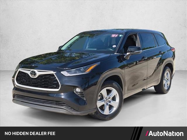 Used 2021 Toyota Highlander LE FWD video 1
