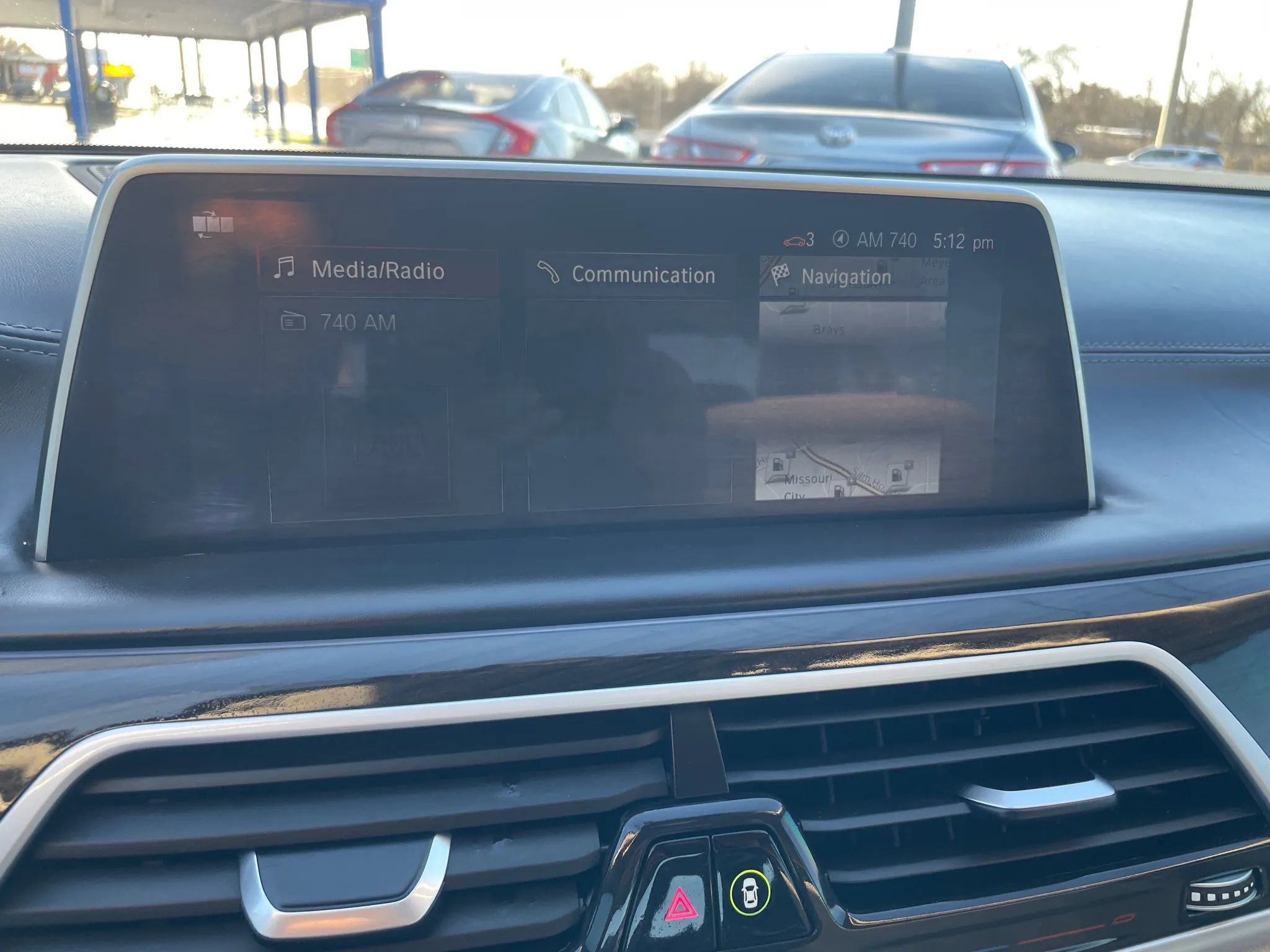 Used 2018 BMW 740i image 28