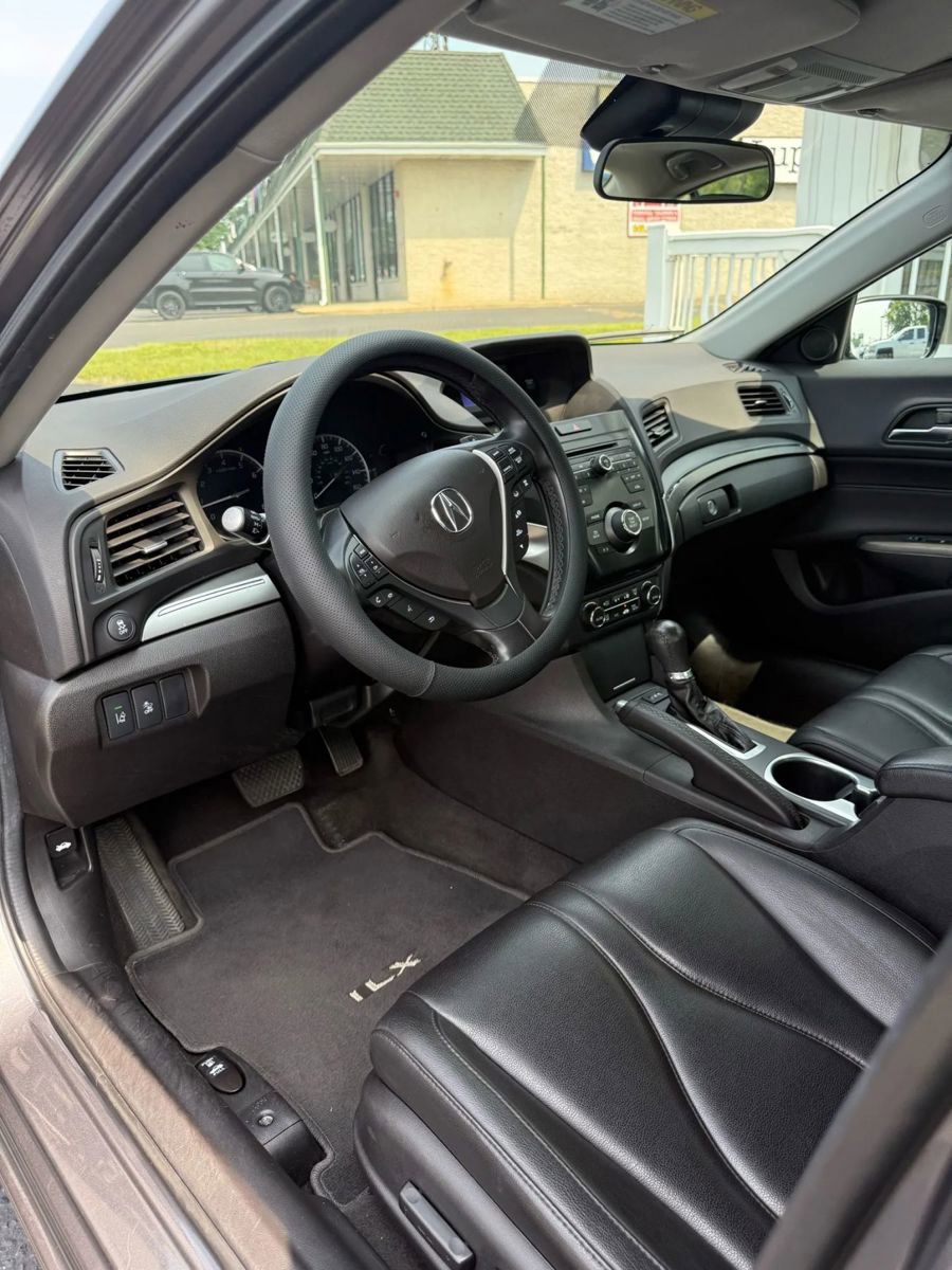Used 2019 Acura ILX FWD image 14