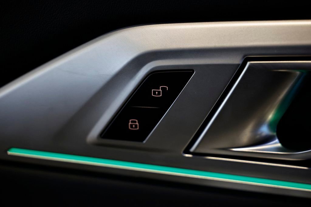 New 2026 BMW XM Label Red image 16