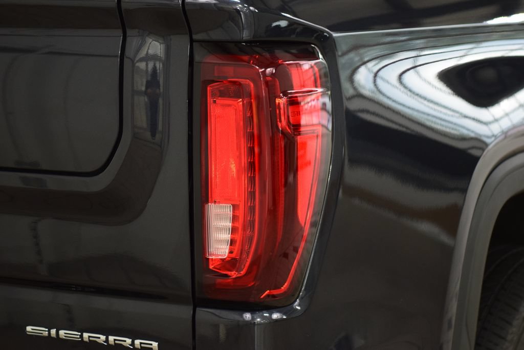 Used 2023 GMC Sierra 1500 Denali w/ Denali Reserve Package AWD/4WD image 21