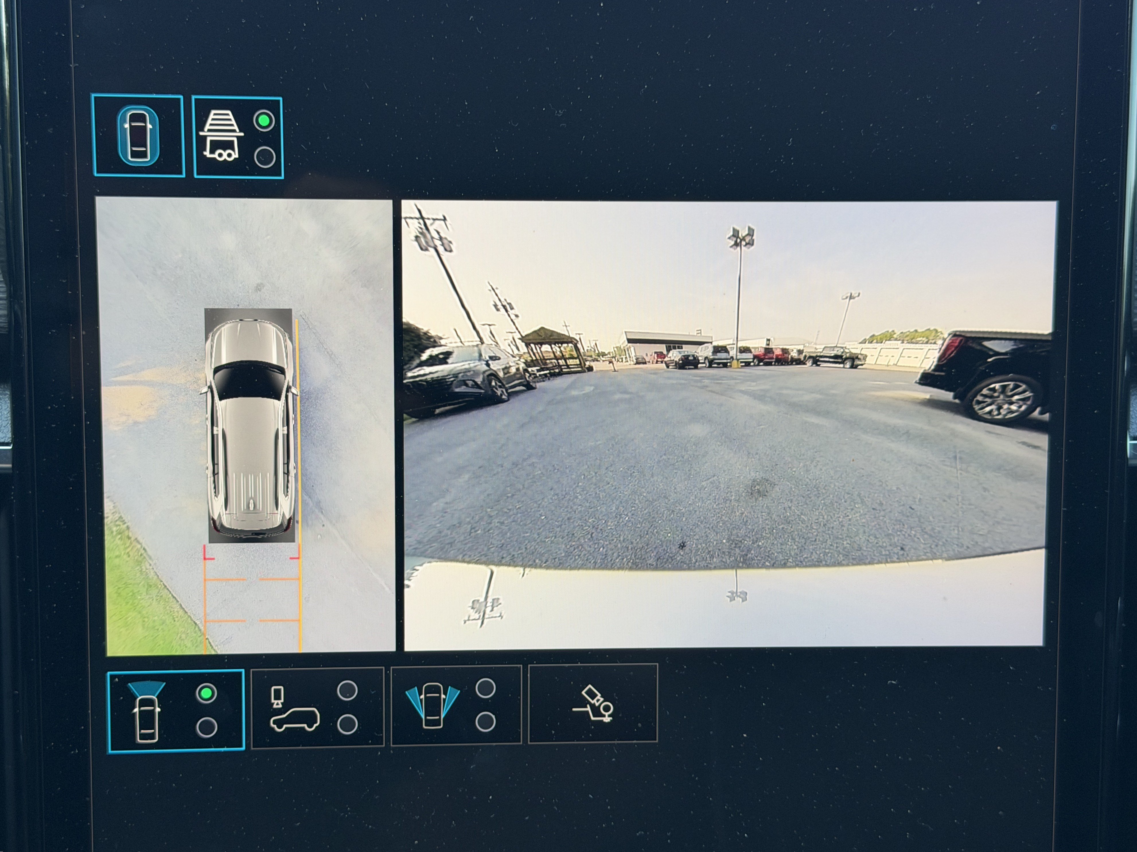 Used 2024 GMC Acadia Denali FWD image 13