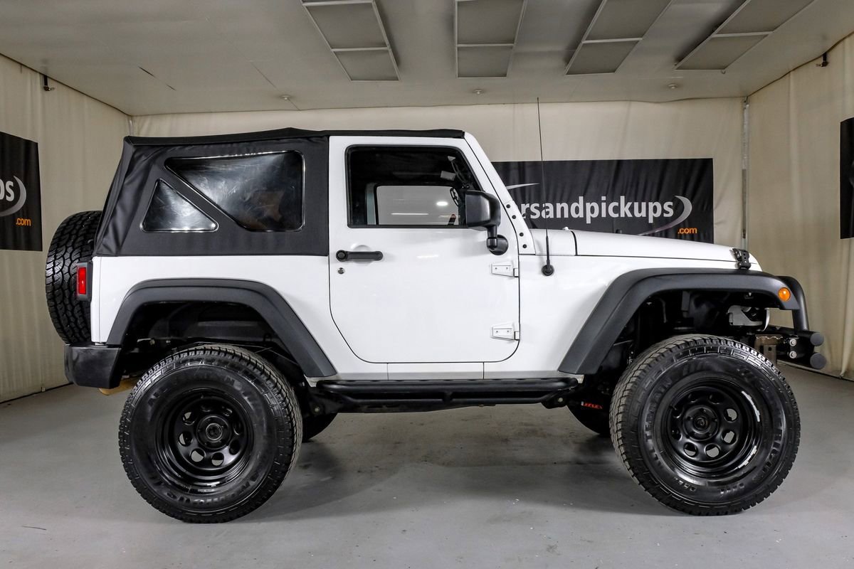 Used 2018 Jeep Wrangler Sport image 5