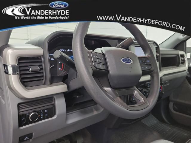 Used 2023 Ford F450 XL image 14