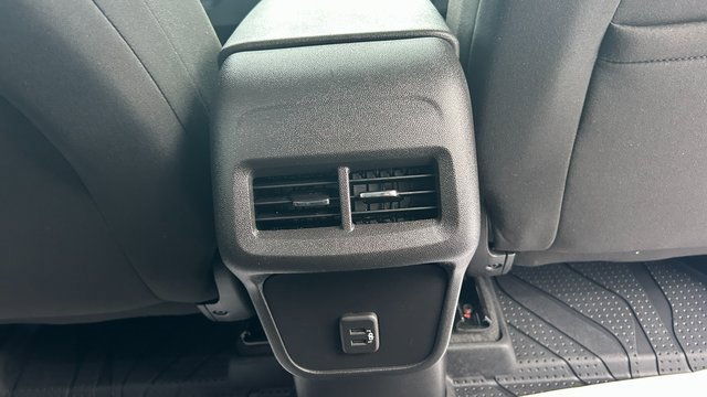 Certified 2024 Chevrolet Equinox LT image 55