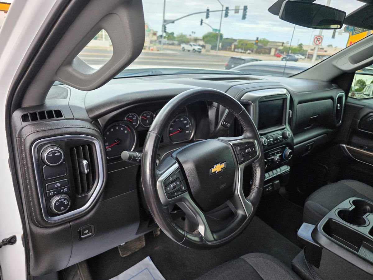 Used 2021 Chevrolet Silverado 1500 LT image 18