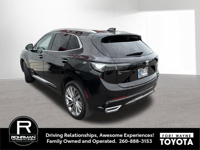 Used 2025 Buick Envision Avenir AWD/4WD image 4