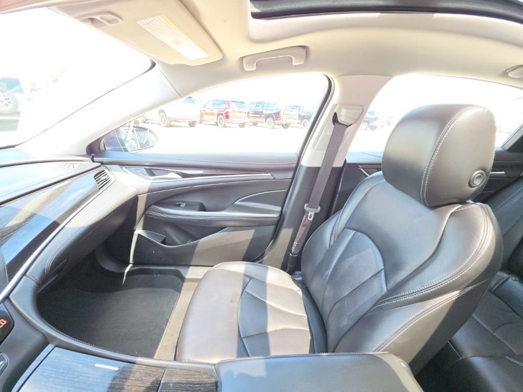Used 2017 Buick LaCrosse Premium w/ Sun and Shade Package FWD image 9