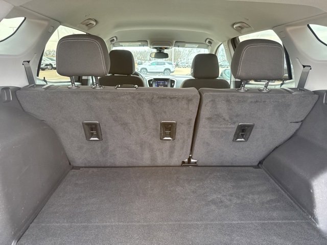 Used 2023 GMC Terrain SLE w/ Driver Convenience Package image 39