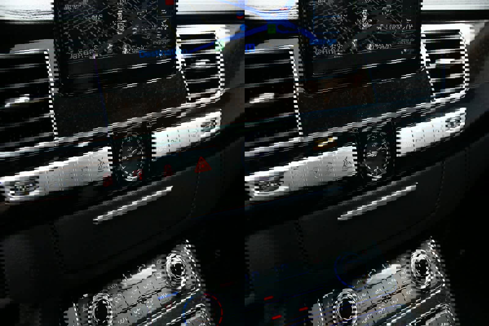 Used 2017 Audi A8 L 3.0T w/ Executive Package image 21