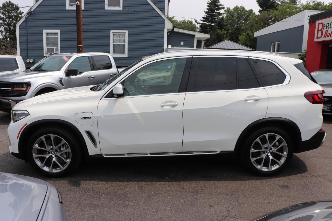 Used 2023 BMW X5 xDrive45e AWD/4WD image 2