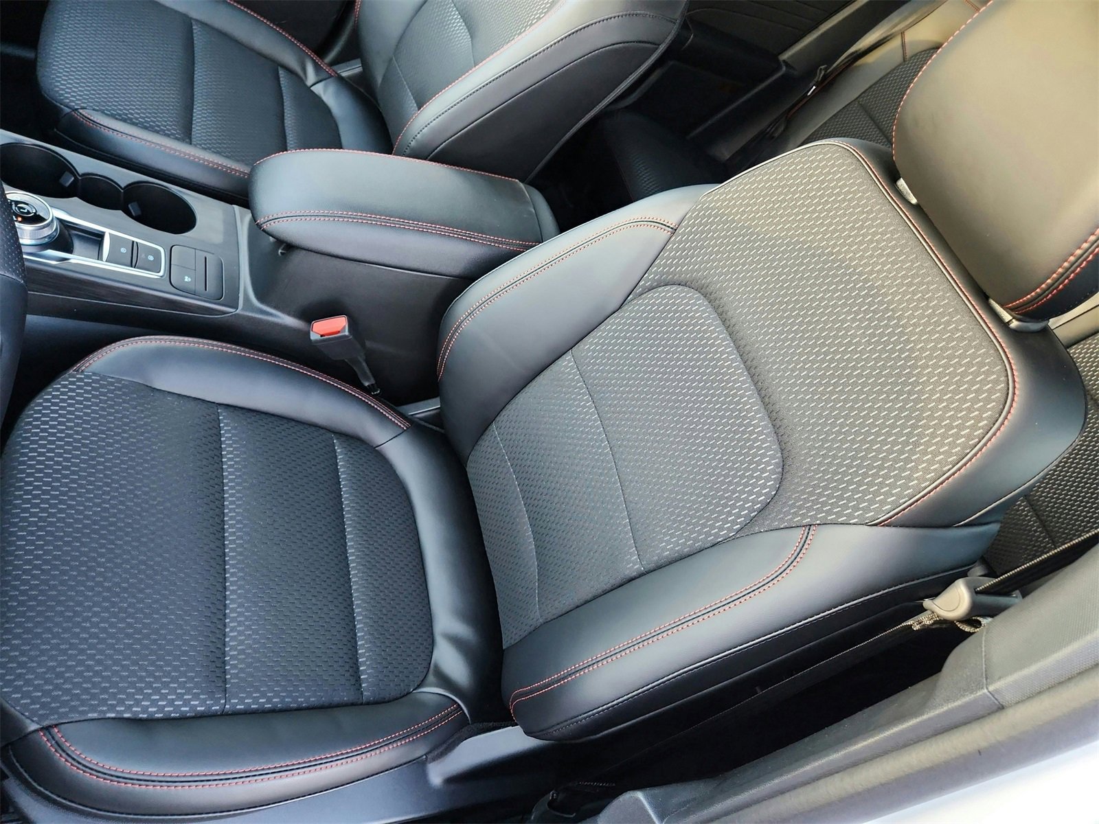 New 2026 Ford Escape ST-Line Select image 10