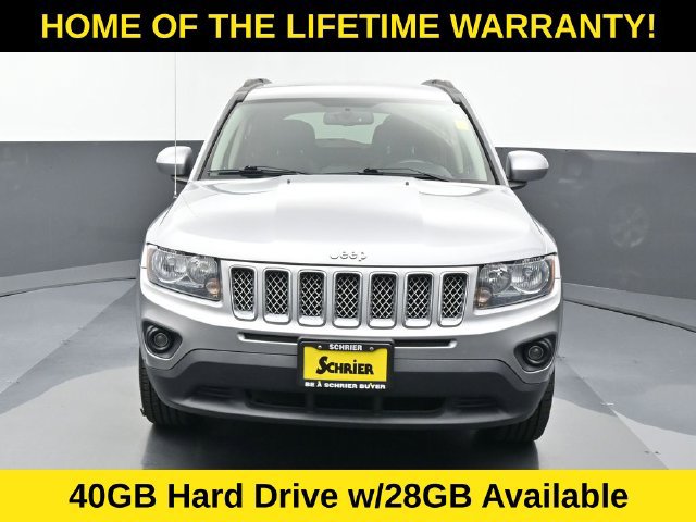 Used 2017 Jeep Compass Latitude AWD/4WD image 9