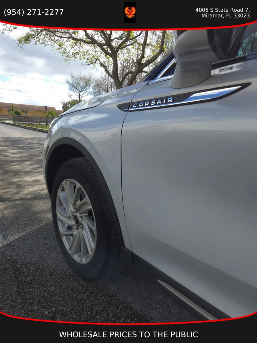 Used 2025 Lincoln Corsair FWD image 7