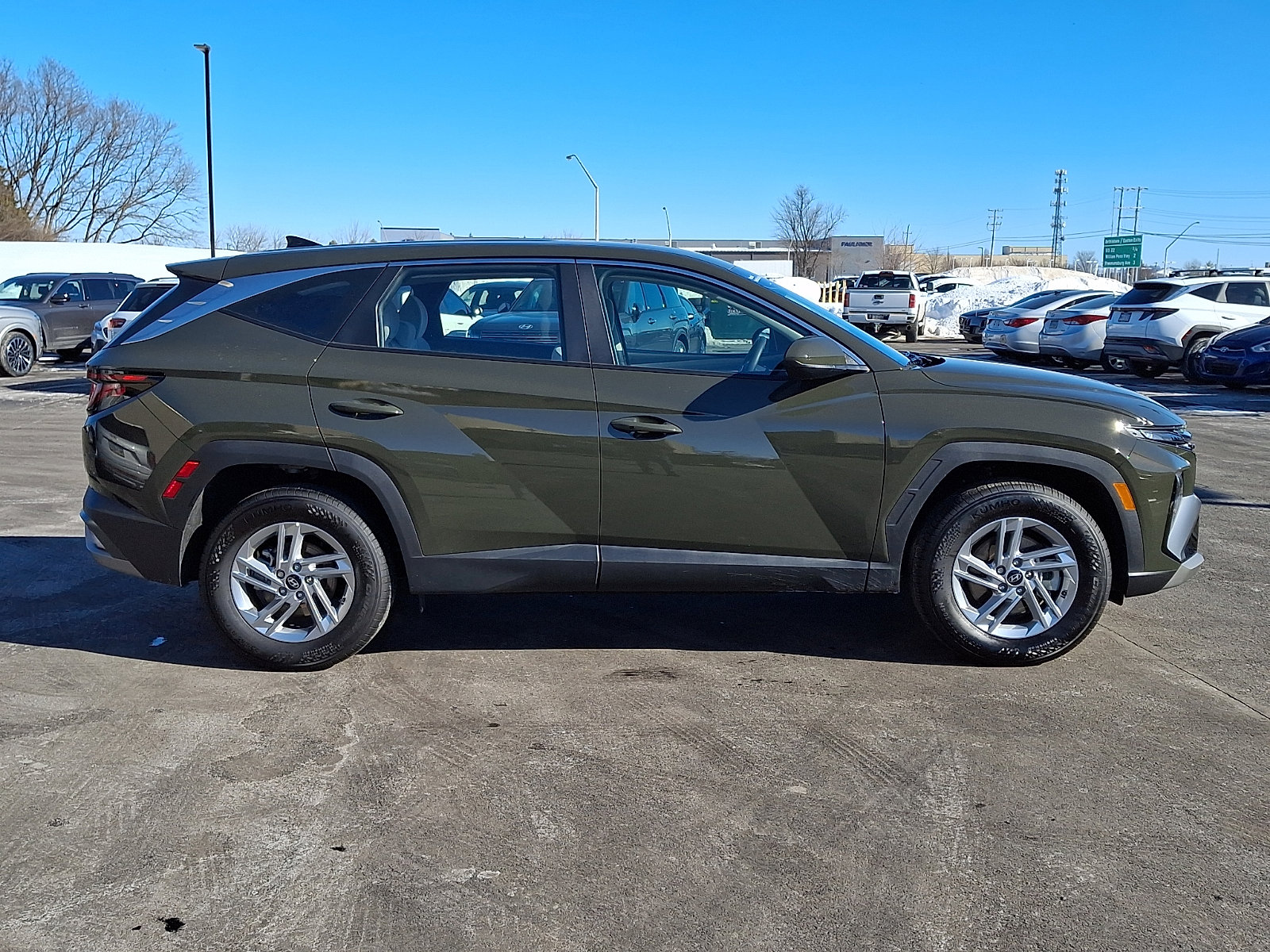 Certified 2025 Hyundai Tucson SE image 7