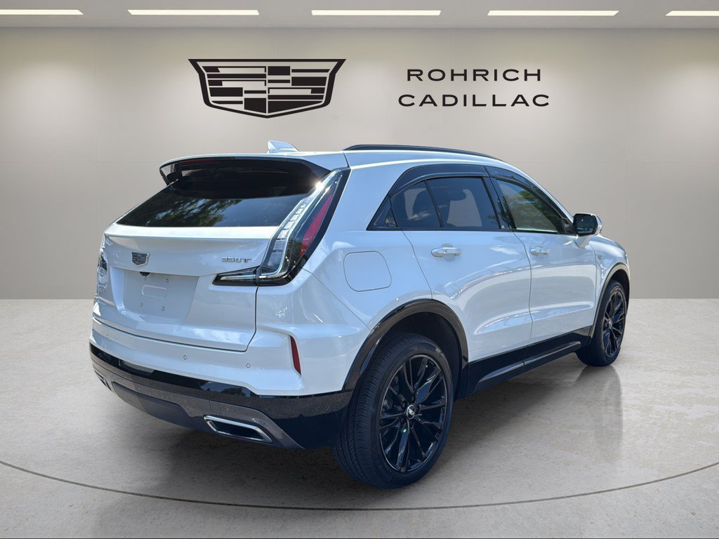 Certified 2025 Cadillac XT4 Sport w/ LPO, Onyx Lite Package AWD/4WD image 8