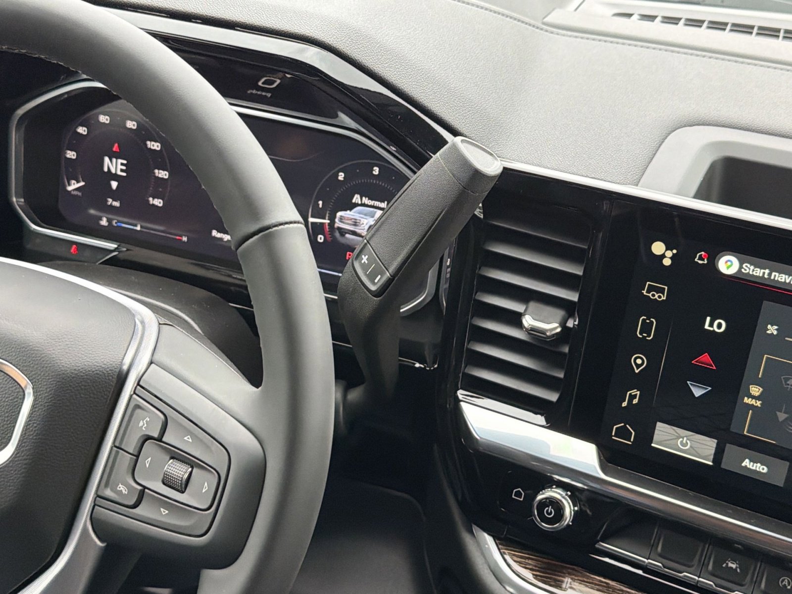 New 2026 GMC Sierra 1500 SLE image 22