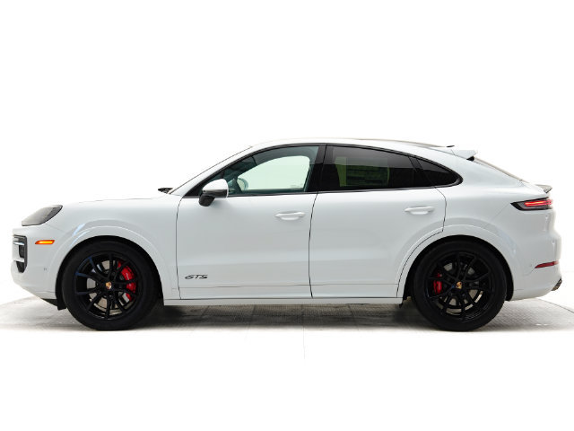 Certified 2025 Porsche Cayenne GTS AWD/4WD image 2