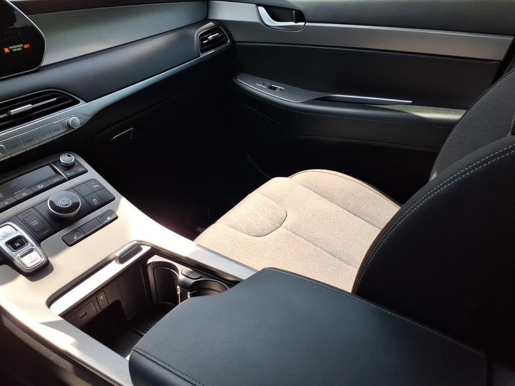 Used 2020 Hyundai Palisade SEL w/ Convenience Package FWD image 12