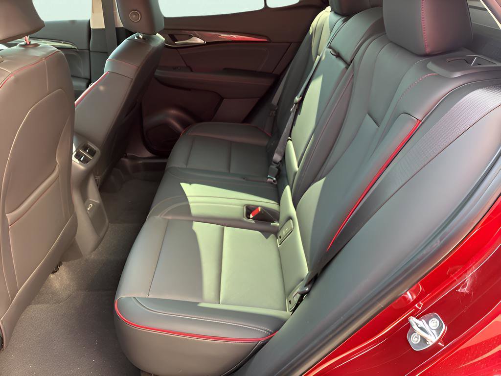 Used 2023 Buick Envision Essence w/ Technology Package I image 15