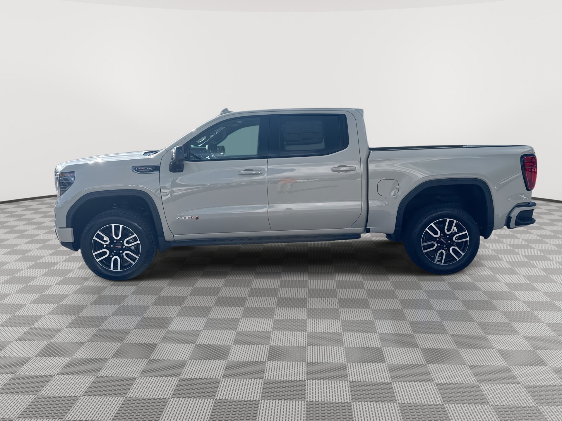 New 2026 GMC Sierra 1500 AT4 w/ AT4 Premium Package AWD/4WD image 5