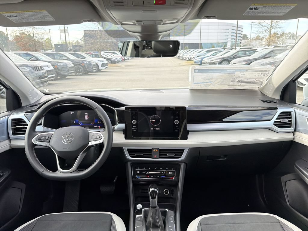 New 2026 Volkswagen Taos SE FWD image 21