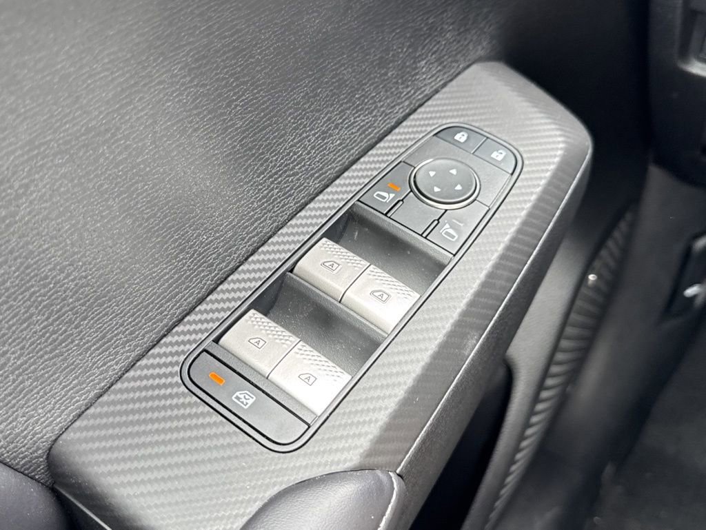 New 2026 Mitsubishi Outlander LE FWD image 34