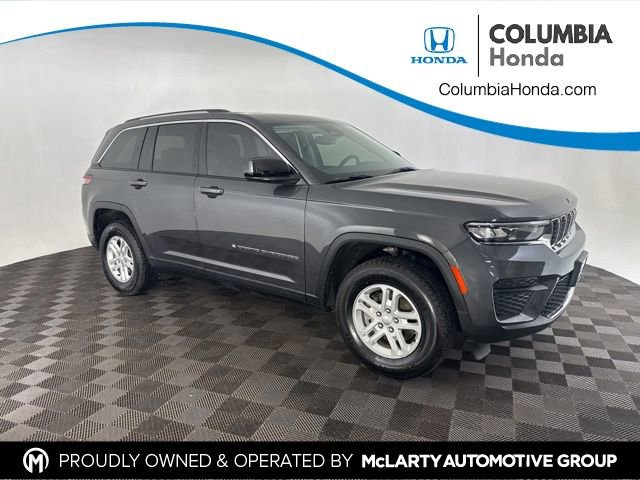 Used 2022 Jeep Grand Cherokee Laredo w/ Luxury Tech Group I